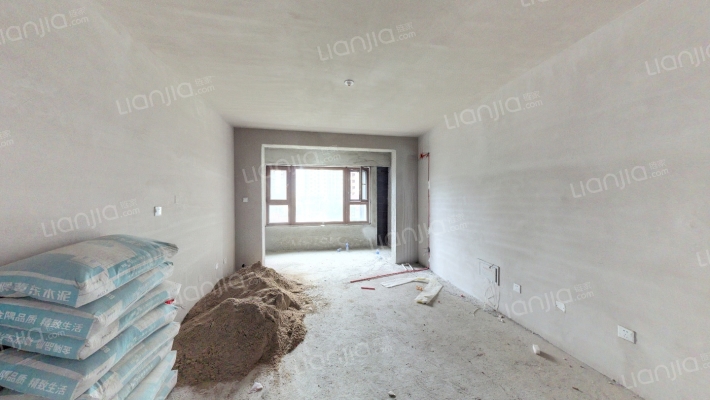 直隶绿庭二手房实景图