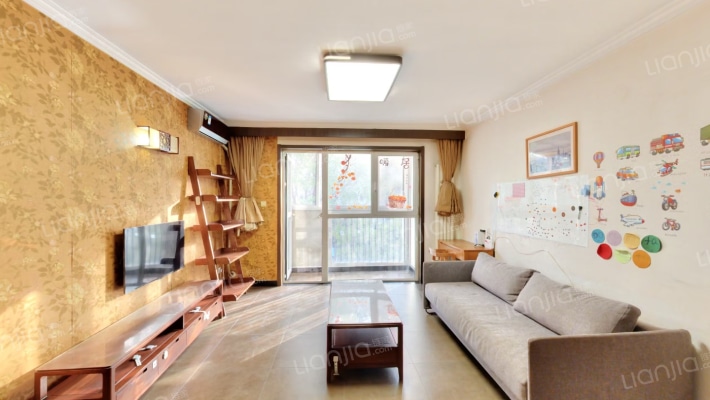 苹果派二手房实景图