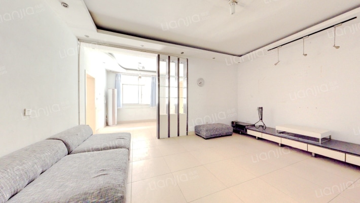 市高级技校职教小区二手房实景图