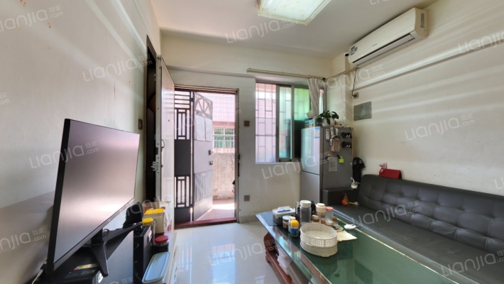 南头花园一甲楼二手房实景图