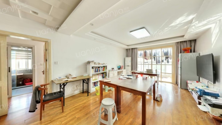 漕湖星辰花园二手房实景图