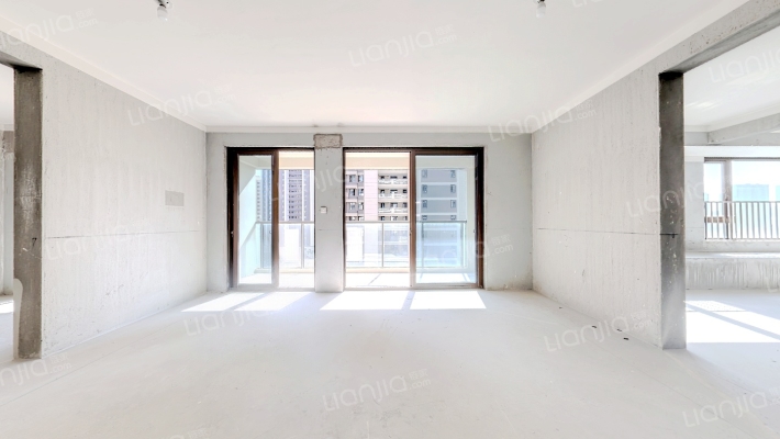 四季华庭二手房实景图