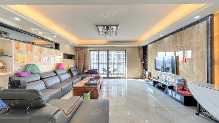 地标广场二手房实景图