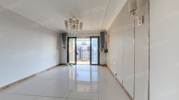 恒大滨河左岸二期二手房实景图