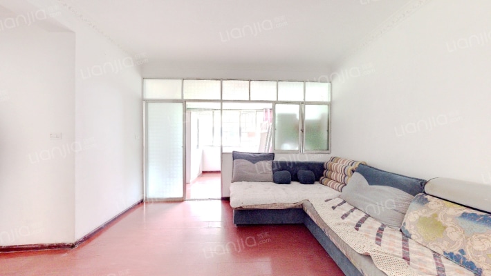 青年路92号二手房实景图