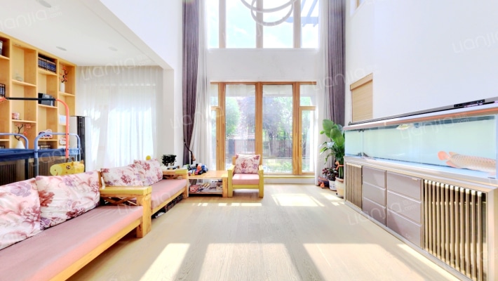 源山墅二手房实景图