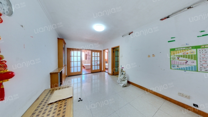 青岛铁路公寓二手房实景图