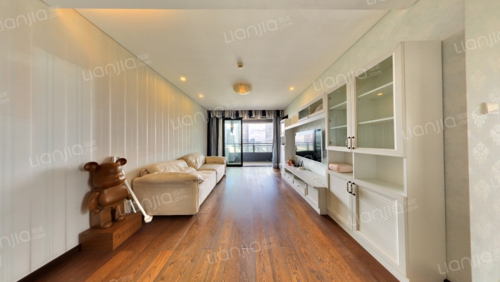 燕晗山苑二手房实景图