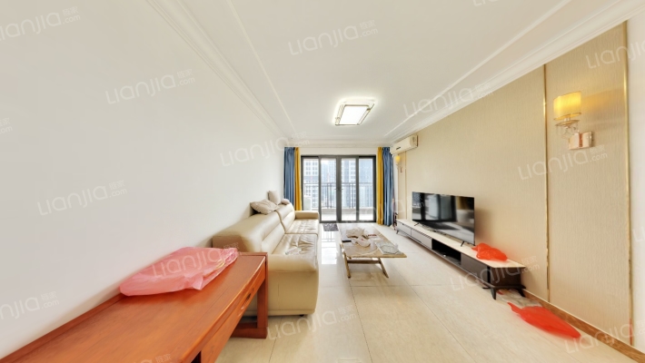 恒大龙江翡翠二手房实景图