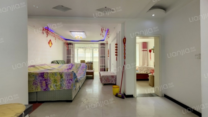 市政小区二期二手房实景图