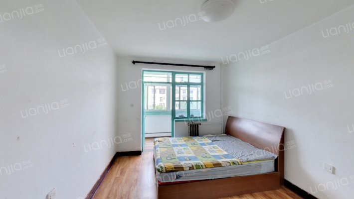 稚优里二手房实景图