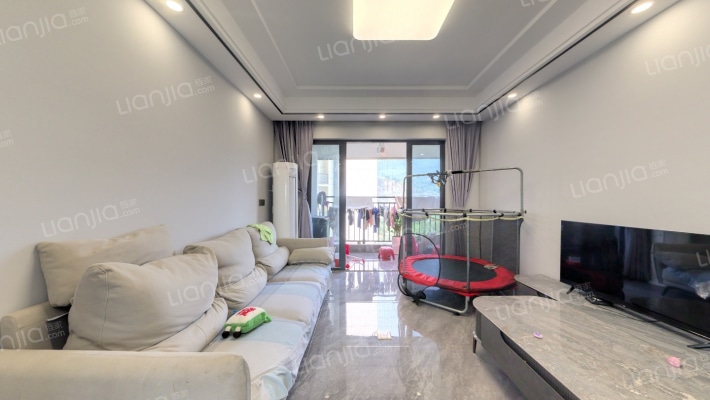 世茂望锦二手房实景图