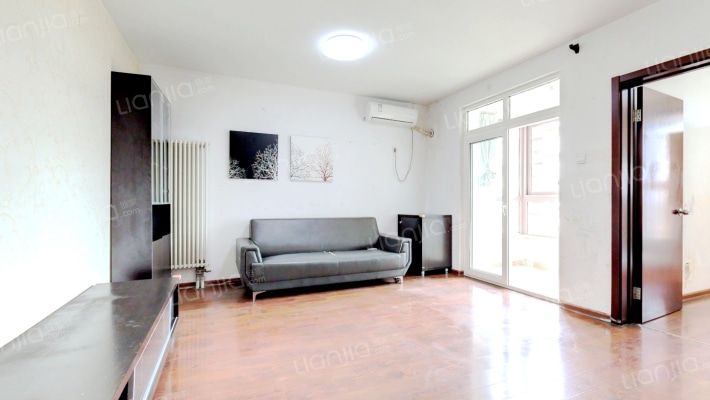 加州水郡三期二手房实景图