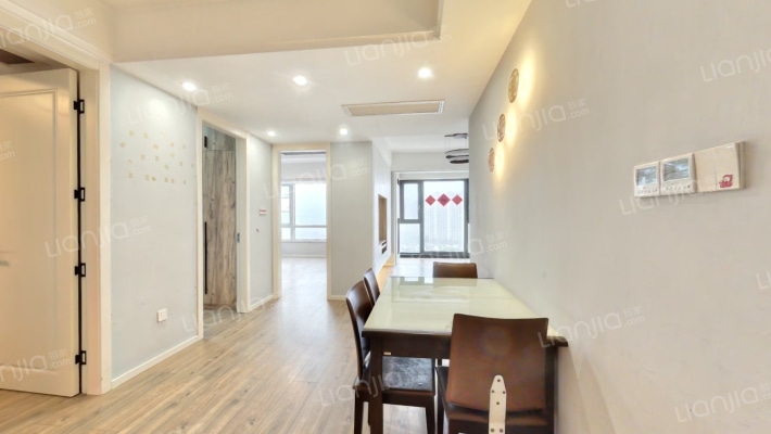 CBD楚世家二手房实景图