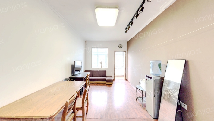 朝山街16号二手房实景图