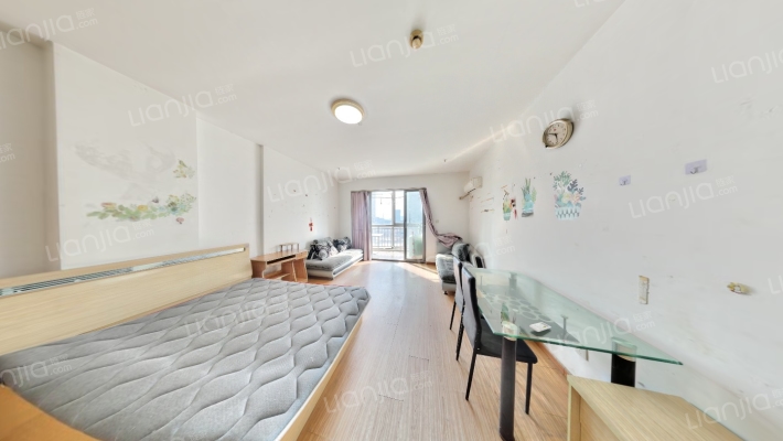 美吉特二手房实景图