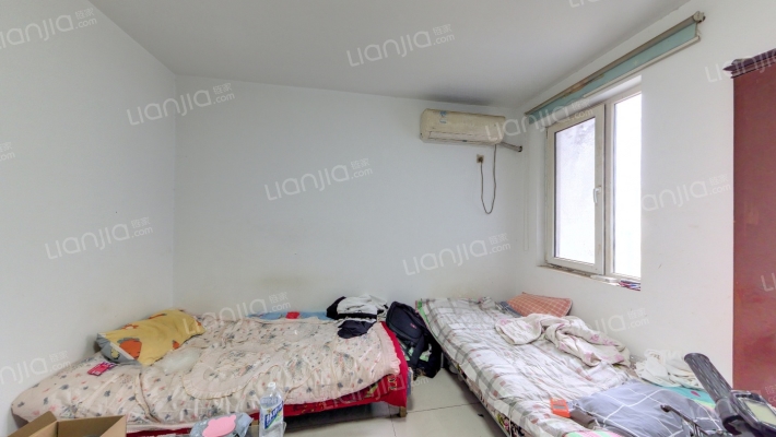 现代城二手房实景图
