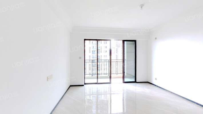 碧桂园春城映象名苑二手房实景图