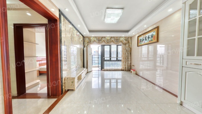 名门华府二手房实景图