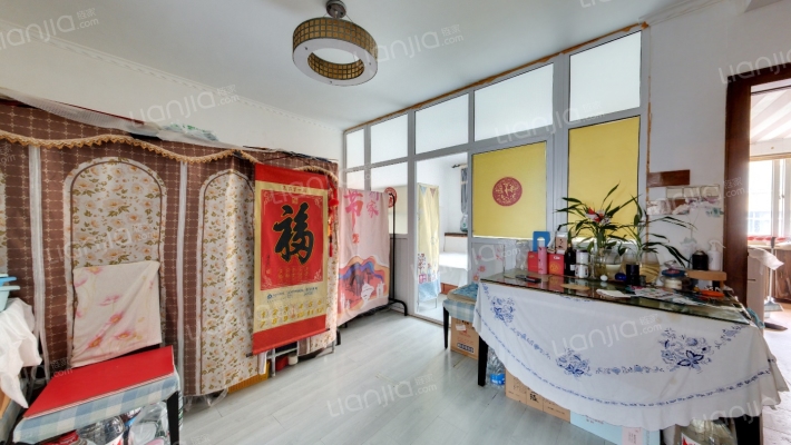 金岭花园A区二手房实景图