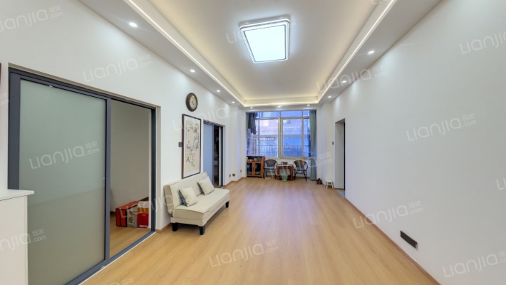 盾华住宅楼二手房实景图