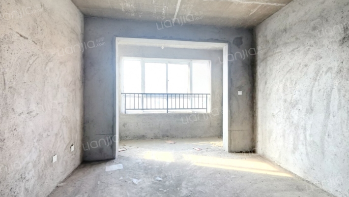 东湖玲珑湾二手房实景图