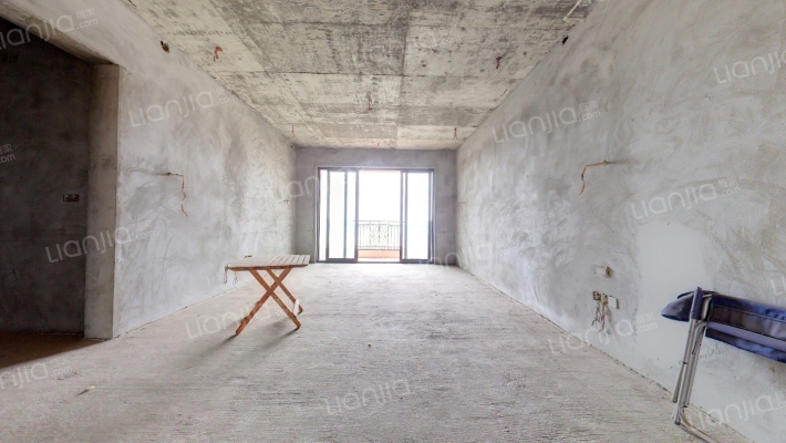 雅居乐富春山居二手房实景图