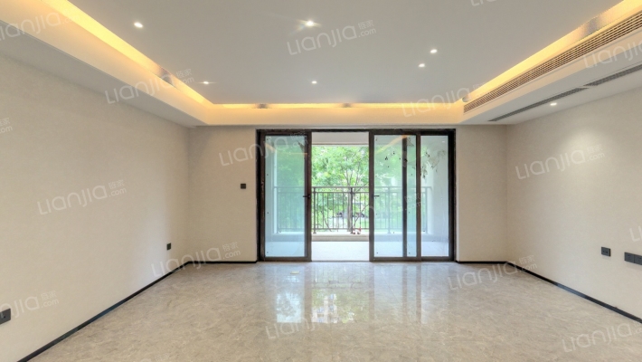 万科翡翠甲第二手房实景图