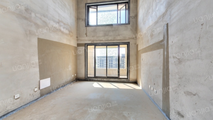 港投香湖湾4号院二手房实景图