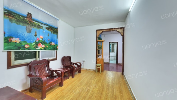 外贸粮油公司小区二手房实景图