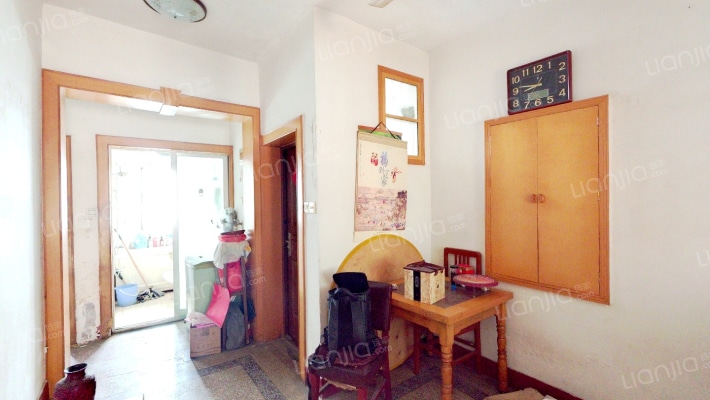 人民路三百六十六号二手房实景图