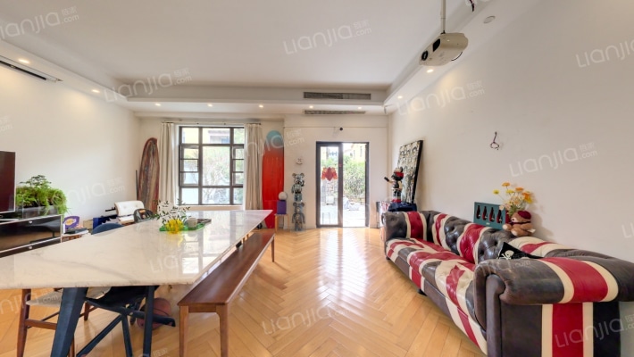 中信香樟墅二手房实景图