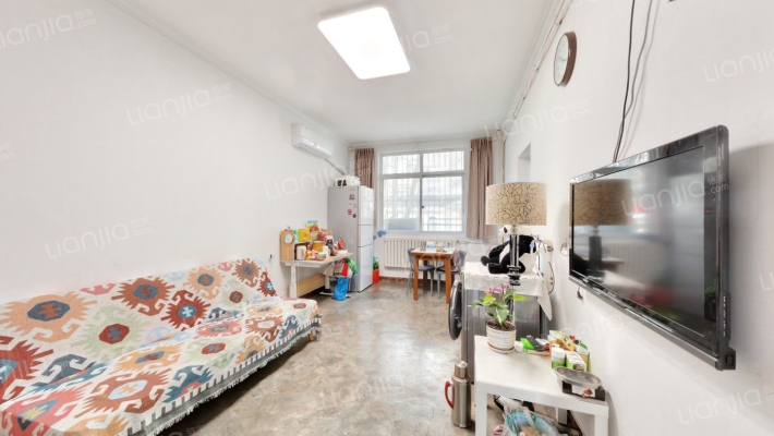 第七中学家属院二手房实景图