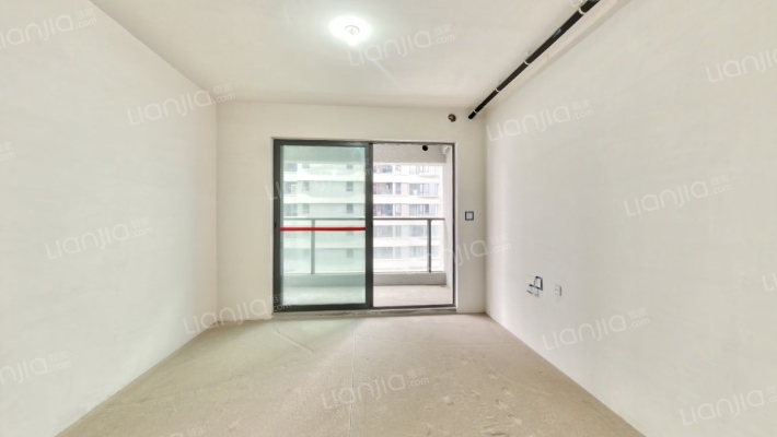 城投置地天湖岸二手房实景图