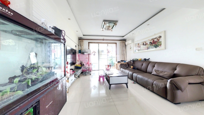 国际服装城B区二手房实景图