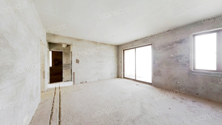 龙光城北四期二手房实景图