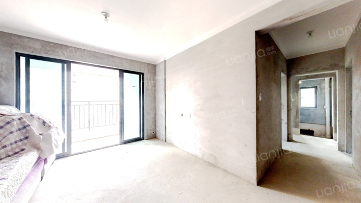 荣盛岳麓峰景二手房实景图