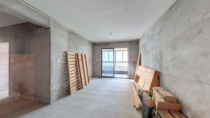 联投新安里C区二手房实景图