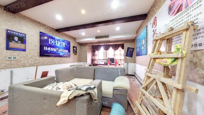 泰吉滨江二手房实景图