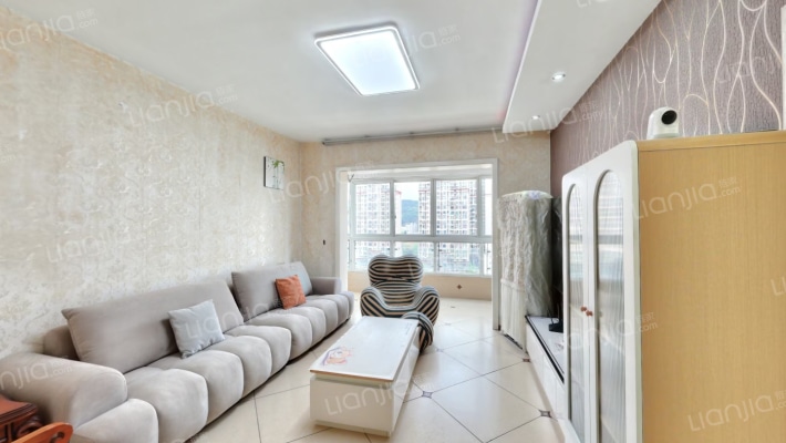 劲力蓝色理想二手房实景图