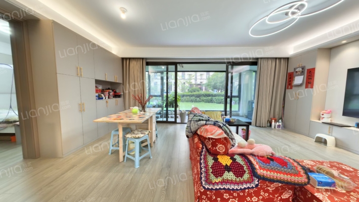 蔚然锦绣二手房实景图