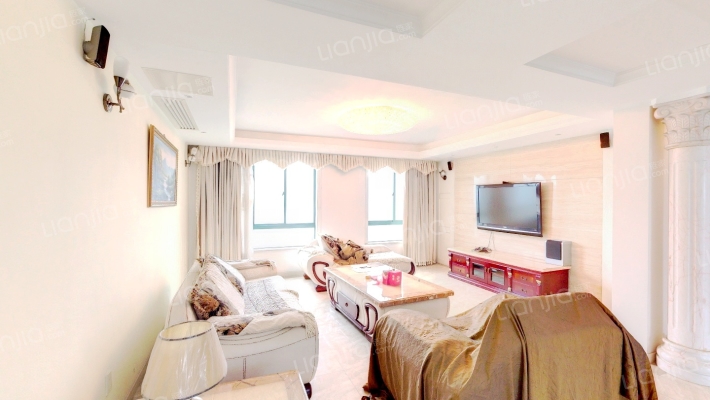 金棕榈花园二手房实景图