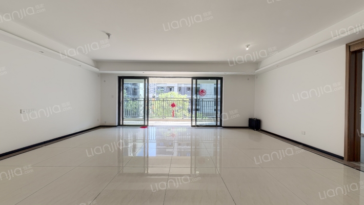 保利和光屿湖逸园二手房实景图