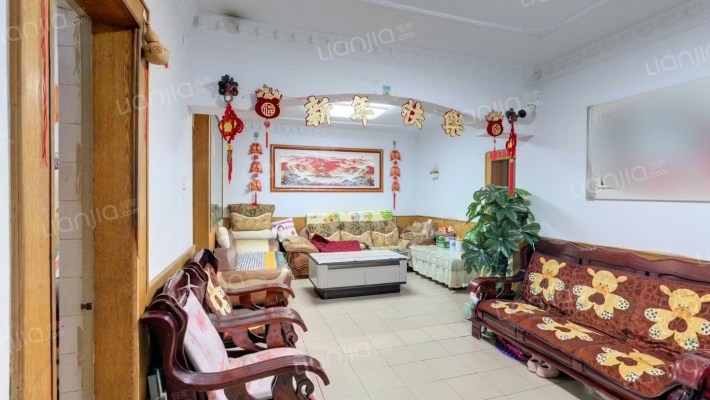 物资小区二手房实景图