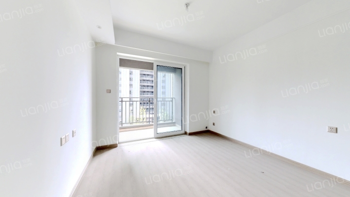 佳兆业滨江新城二手房实景图