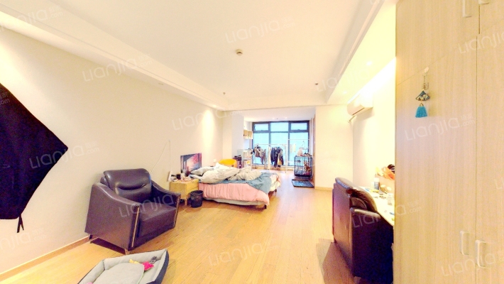 龙渡广场二手房实景图