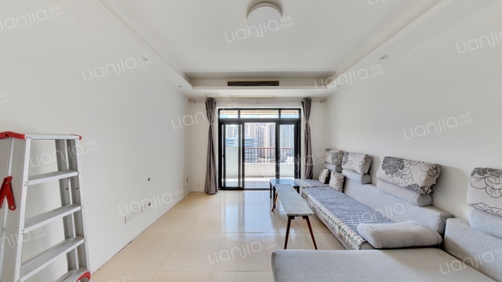 蓝色经典小区二手房实景图