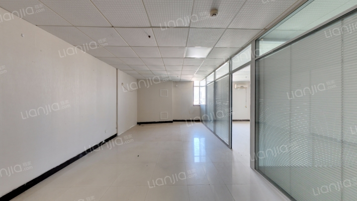 东汇大厦二手房实景图