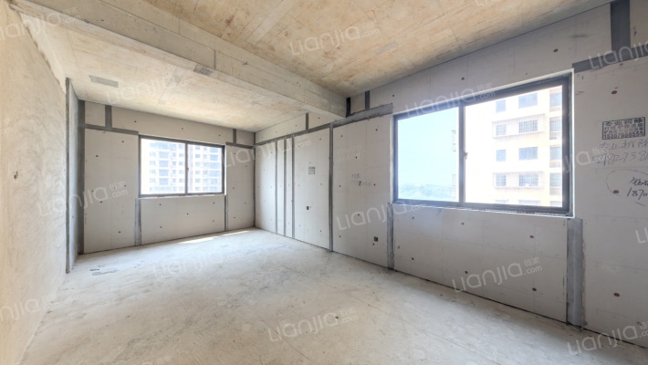 大湖苑二手房实景图