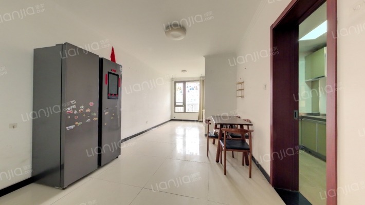 恒大滨河左岸南区二手房实景图